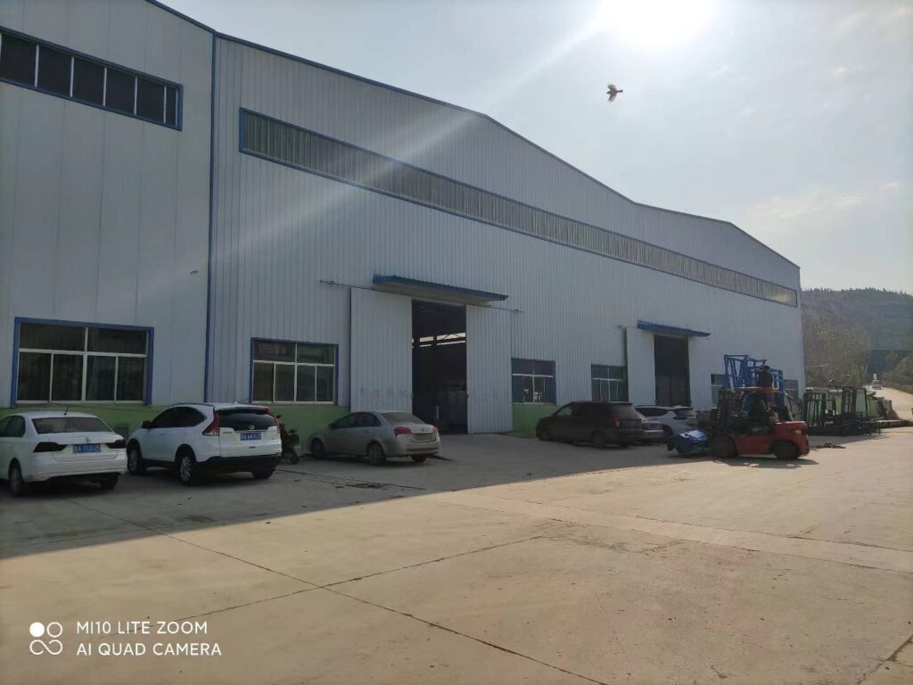 An Inside Look at the Industrial Production of Bread Crumbs - puffed snack food extruder machine